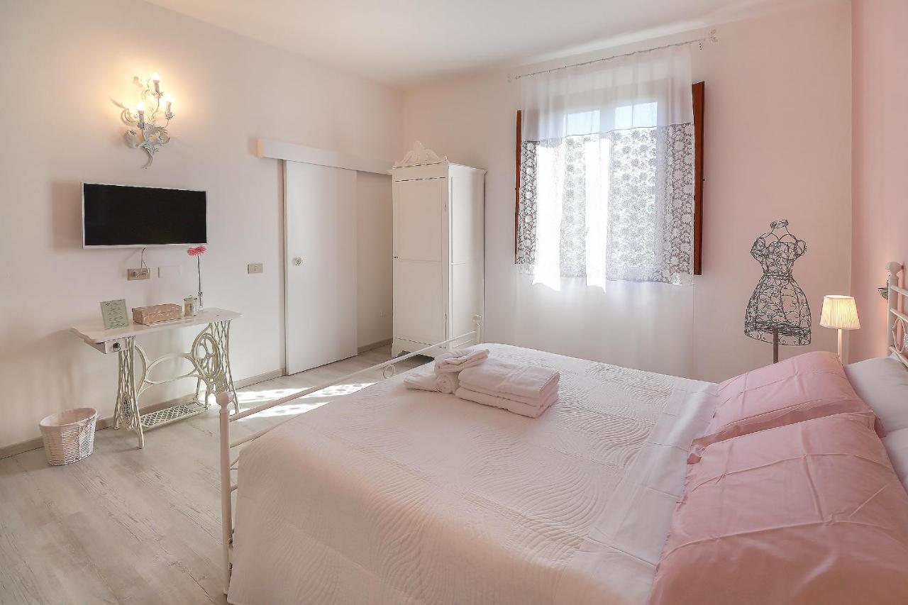B&B Ulivo Gaio ซานมีเนียโต ภายนอก รูปภาพ