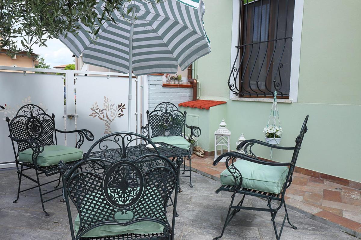 B&B Ulivo Gaio ซานมีเนียโต ภายนอก รูปภาพ