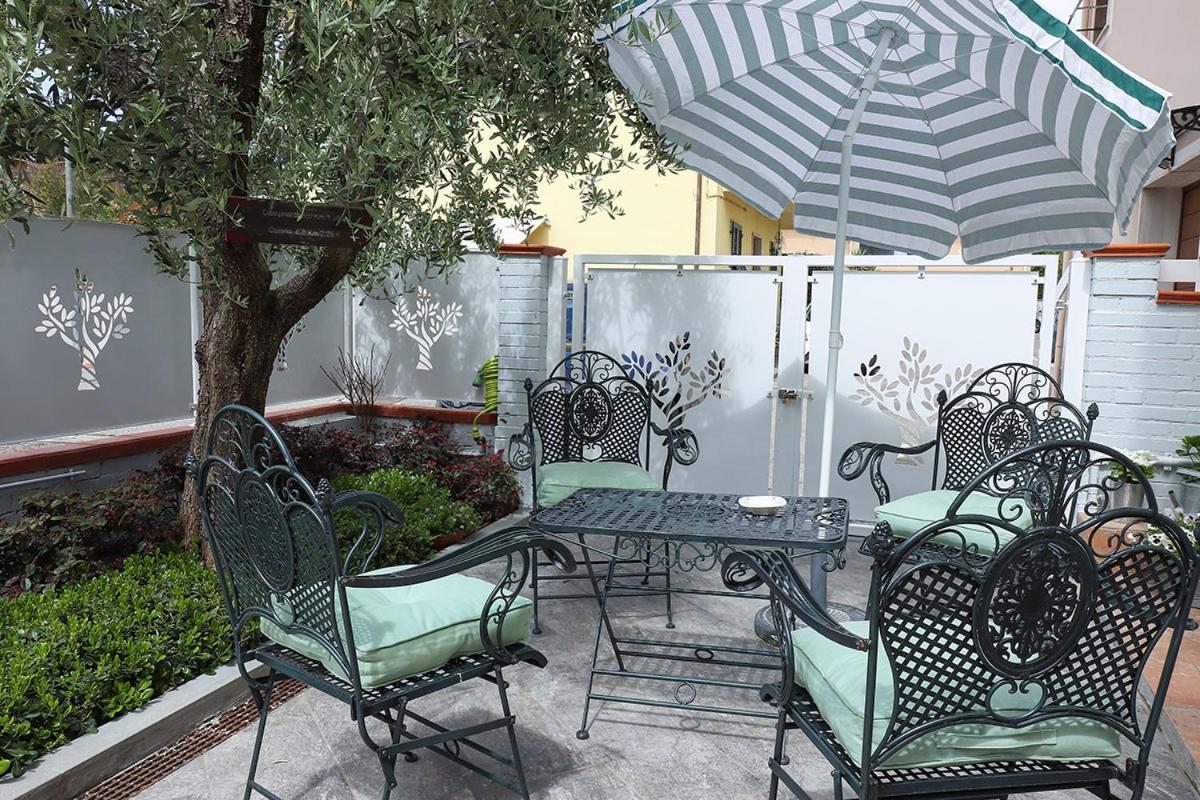 B&B Ulivo Gaio ซานมีเนียโต ภายนอก รูปภาพ